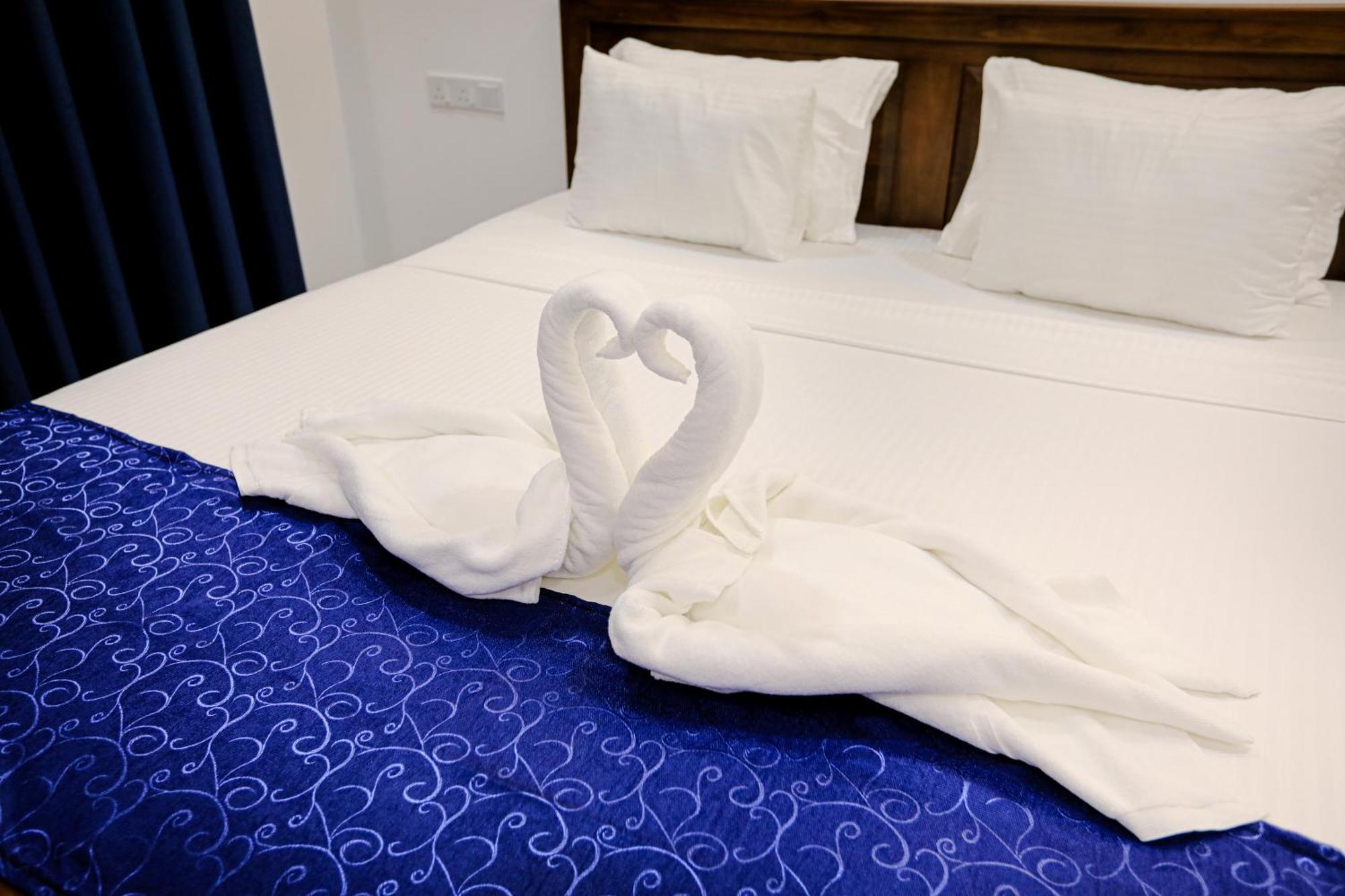 D Marit Motel Негомбо Экстерьер фото
